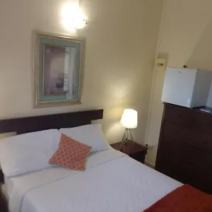 ** Guest house Over The Hill Sint Maarten/Saint Martin